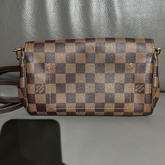 Louis Vuitton Favorite PM - Picture 2 of 13